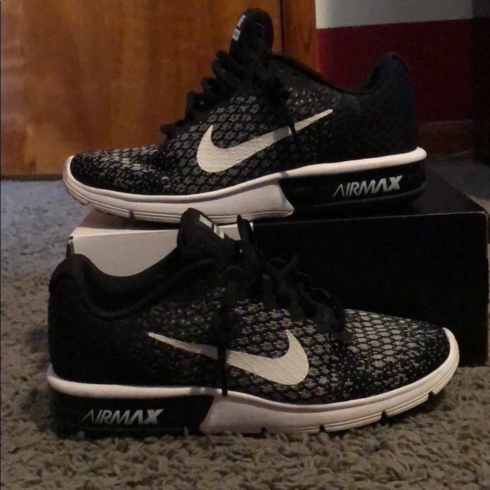 Women’s Nike Air Max shoes